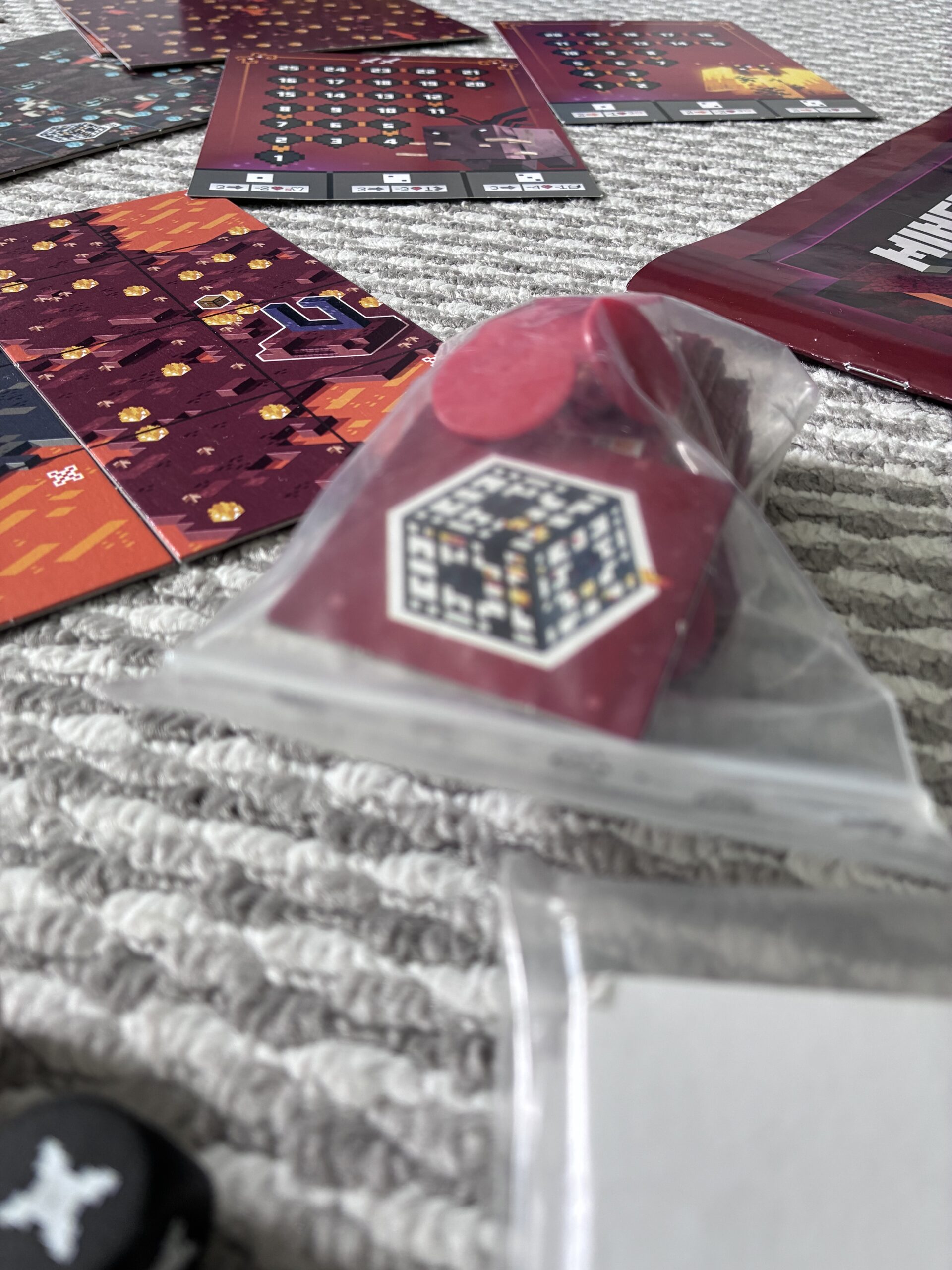 Saszetka z gry portal dash